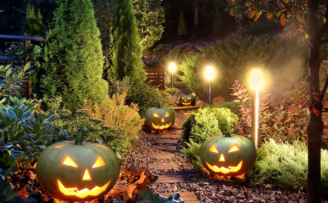 Come decorare il giardino per Halloween