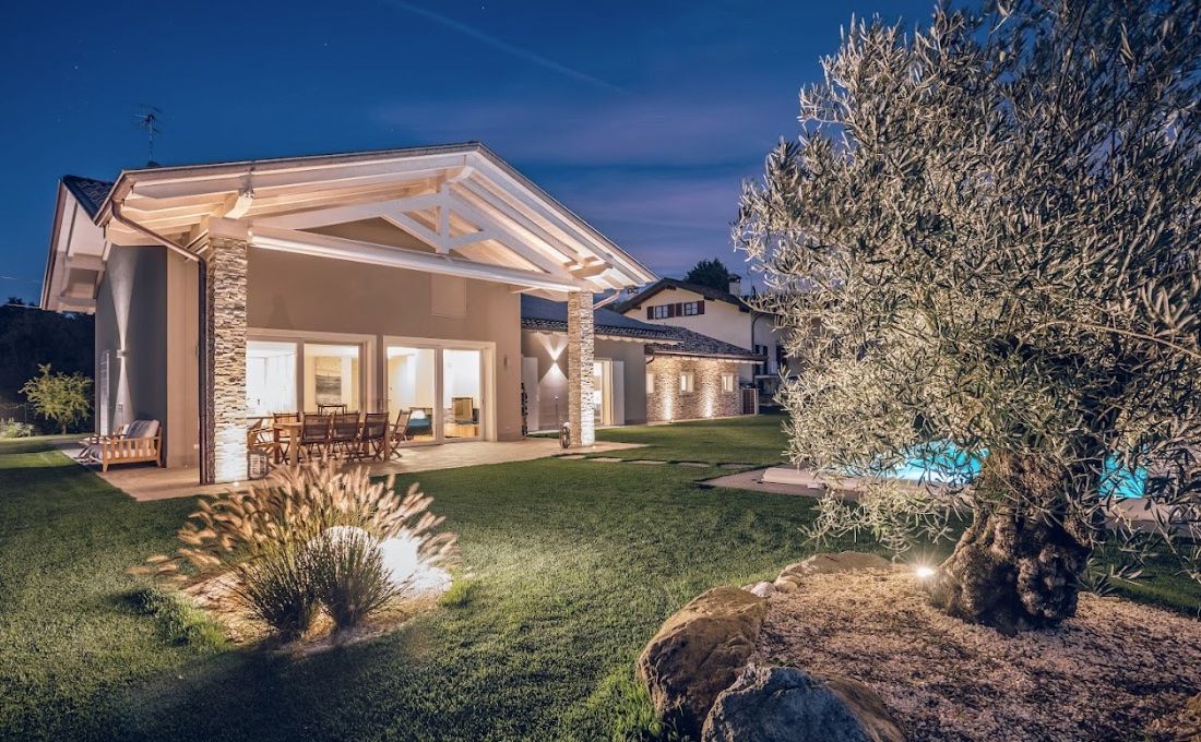 Luce Facciata Di Casa Ottimale