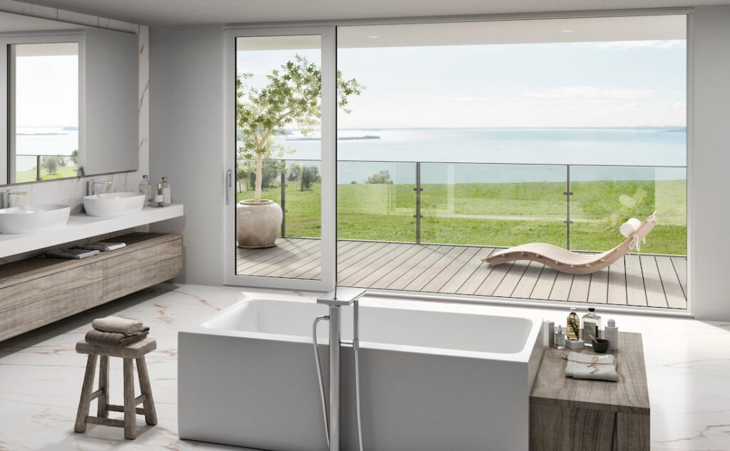 Bagno con sistema scorrevole in alluminio Aluslide Lux di Oknoplast