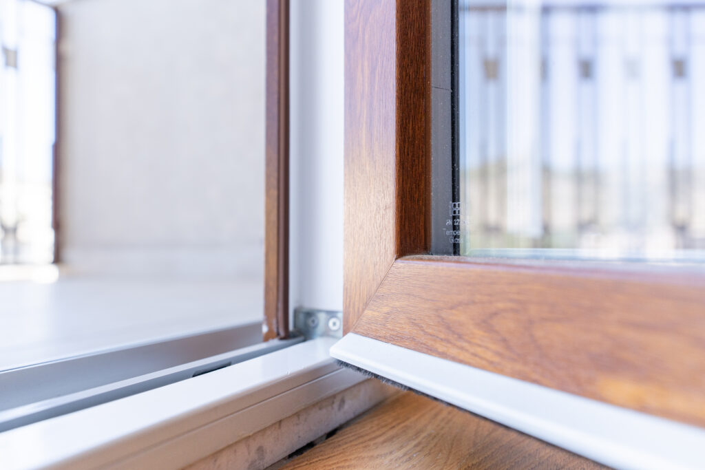 Con Oknoplast profili interni ed esterni degli infissi possono essere personalizzati in base a ogni esigenza garantendo un’estetica sempre elegante e sofisticata