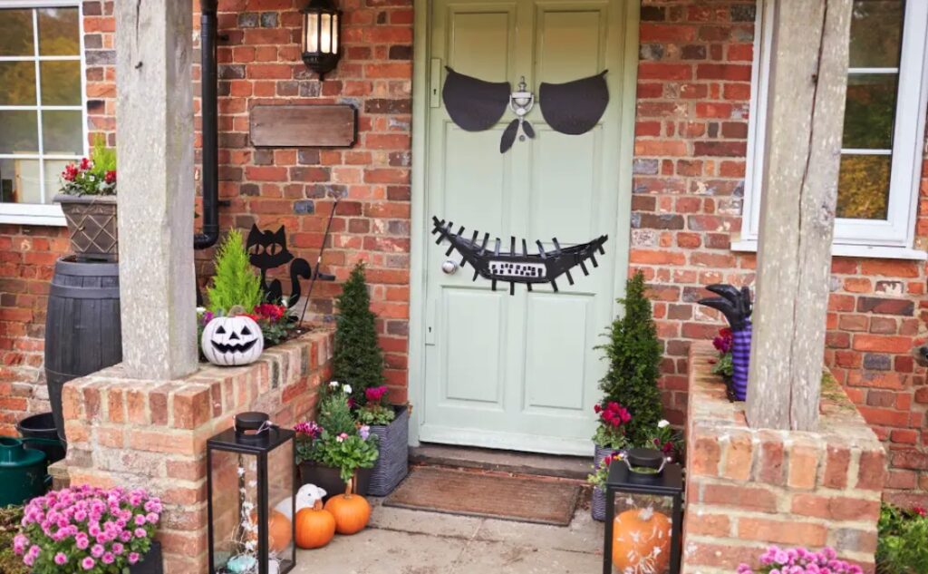 Decorare l’ingresso di casa per Halloween