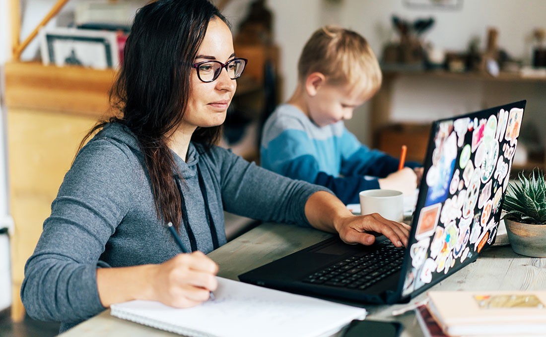 Smart working a casa con i bambini 