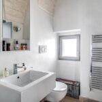 Bagno con finestra Oknoplast