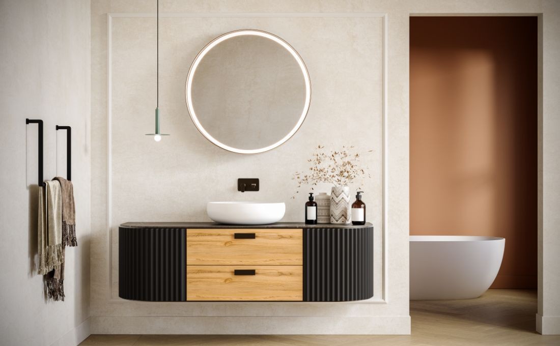 Bagno piccolo con specchio 