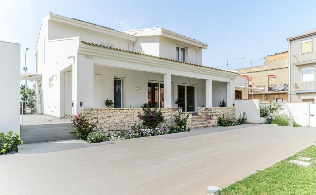 Villa moderna a Ragusa vista dall'esterno