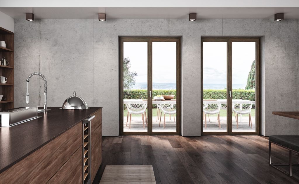 Finestre in PVC in noce naturale ecoNATURA