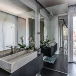 bagno attico Vigevano ristrutturato con infissi Oknoplast