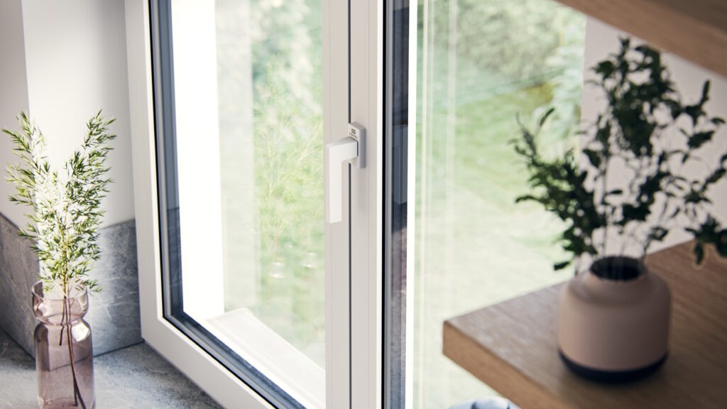 Infisso Oknoplast con design squadrato e minimale per gli spazi più contemporanei
