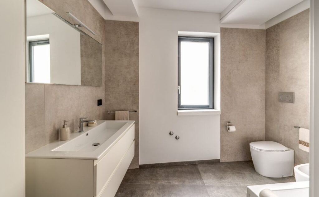 Bagno padronale con finestra Prolux Vitro