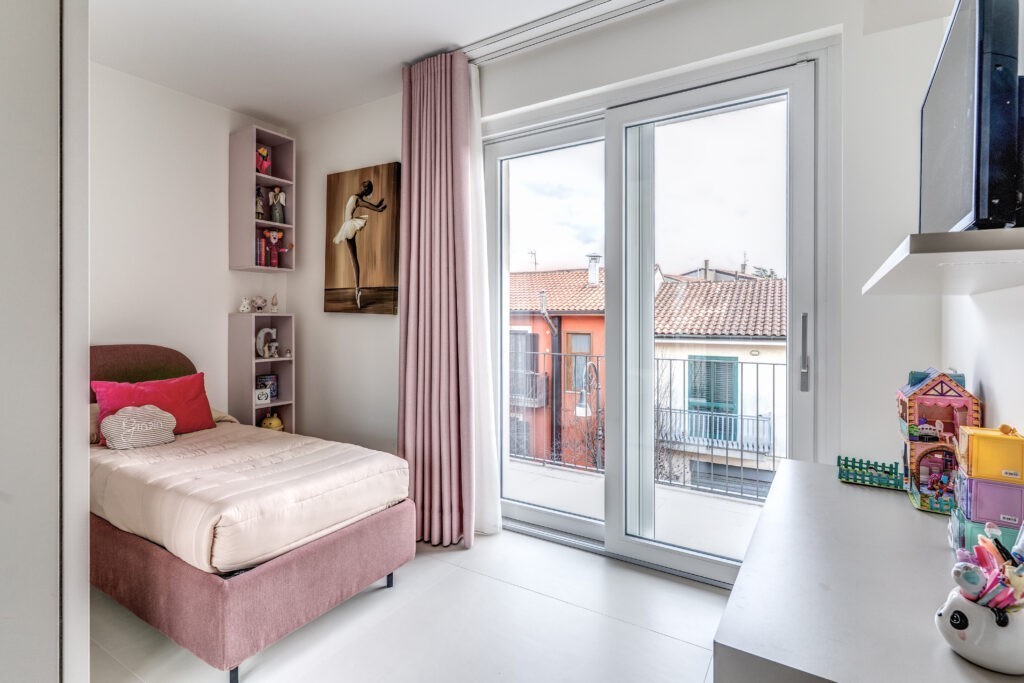 Camerette con HST Motion di Oknoplast