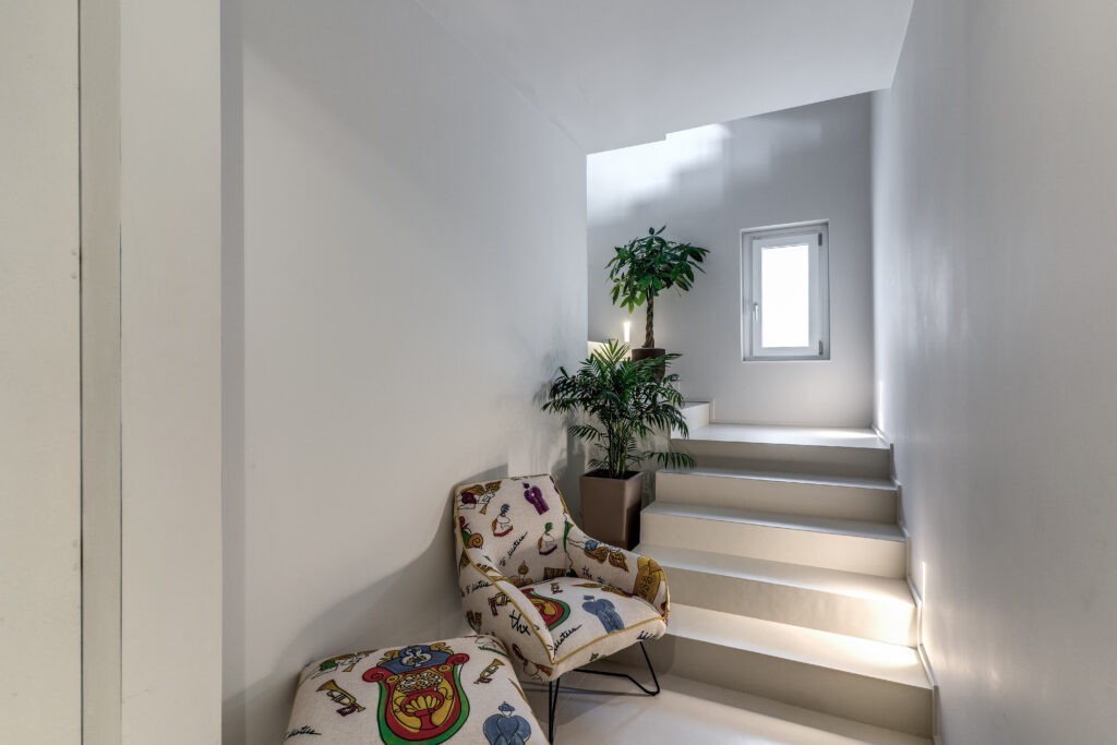 Finestra Squareline di Oknoplast