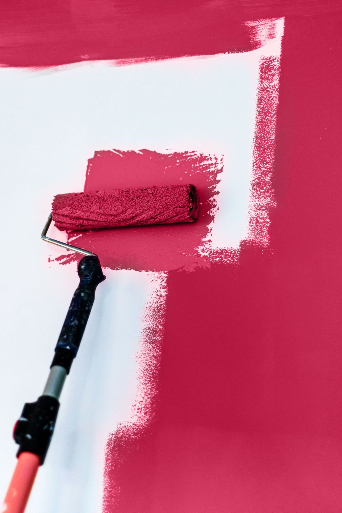 pittura parete magenta (1).jpg