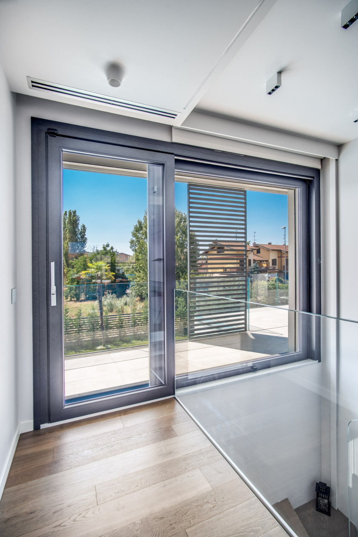 dettaglio porta finestra Oknoplast